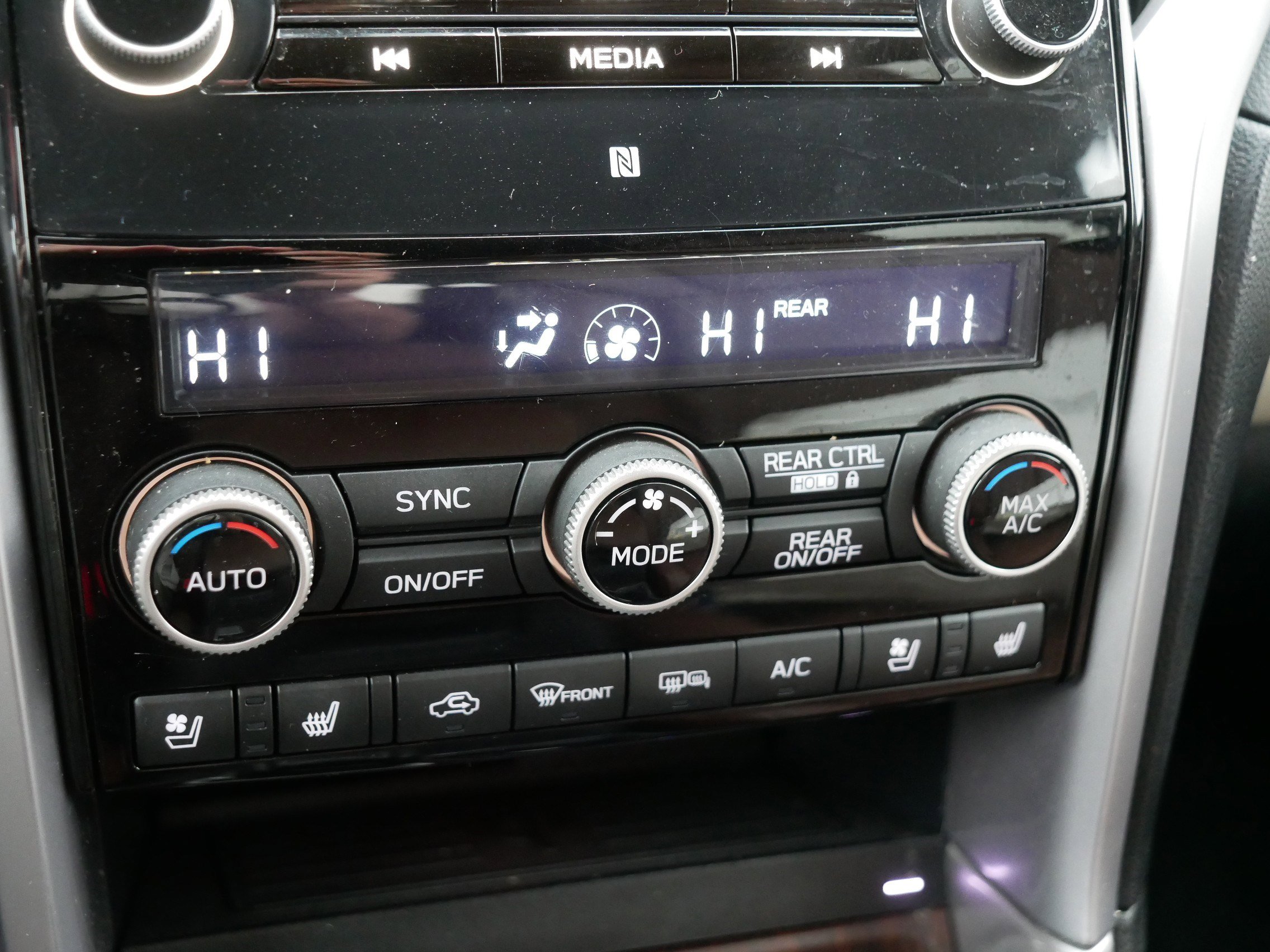 Used 2022 Subaru Ascent Touring AWD/4WD image 23