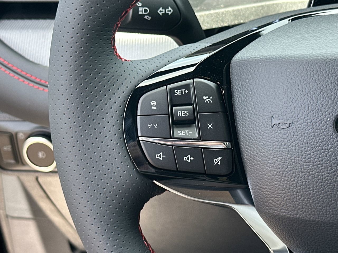 New 2026 Ford Explorer ST-Line RWD image 55