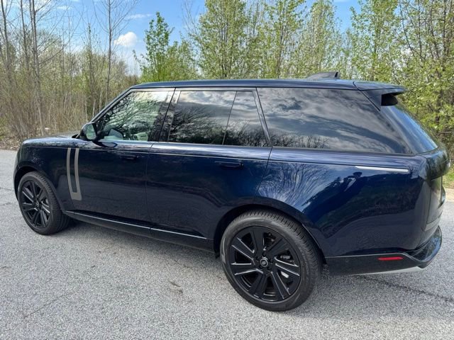 Certified 2023 Land Rover Range Rover SE AWD/4WD image 8