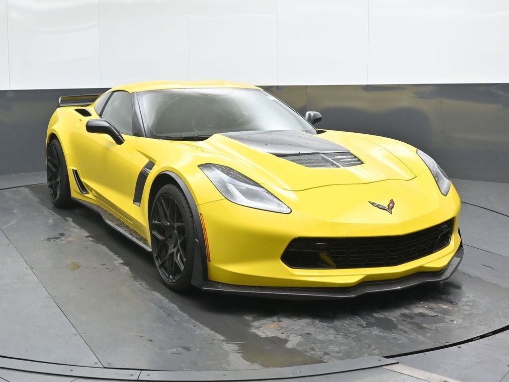 Used 2016 Chevrolet Corvette Z06 w/ Z07 Performance Package image 4