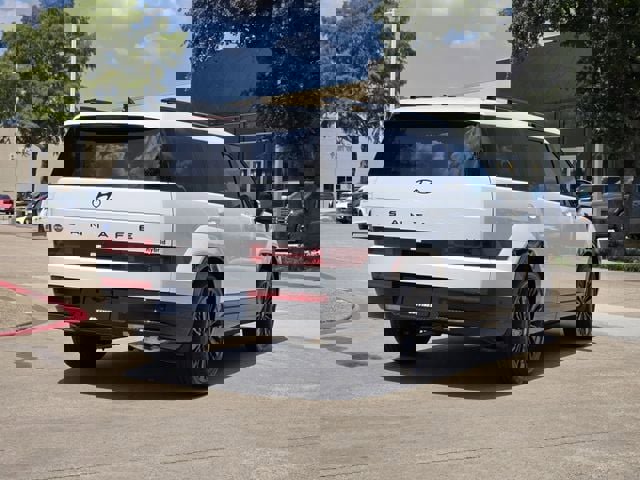 Used 2026 Hyundai Santa Fe Calligraphy image 4