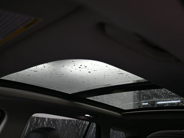 Used 2023 GMC Terrain Denali w/ Denali Premium Package image 40