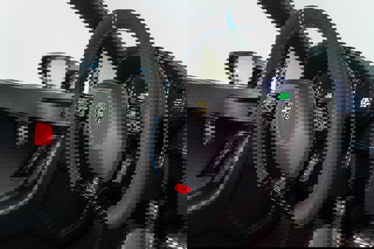 Used 2023 Lamborghini Huracan STO image 68