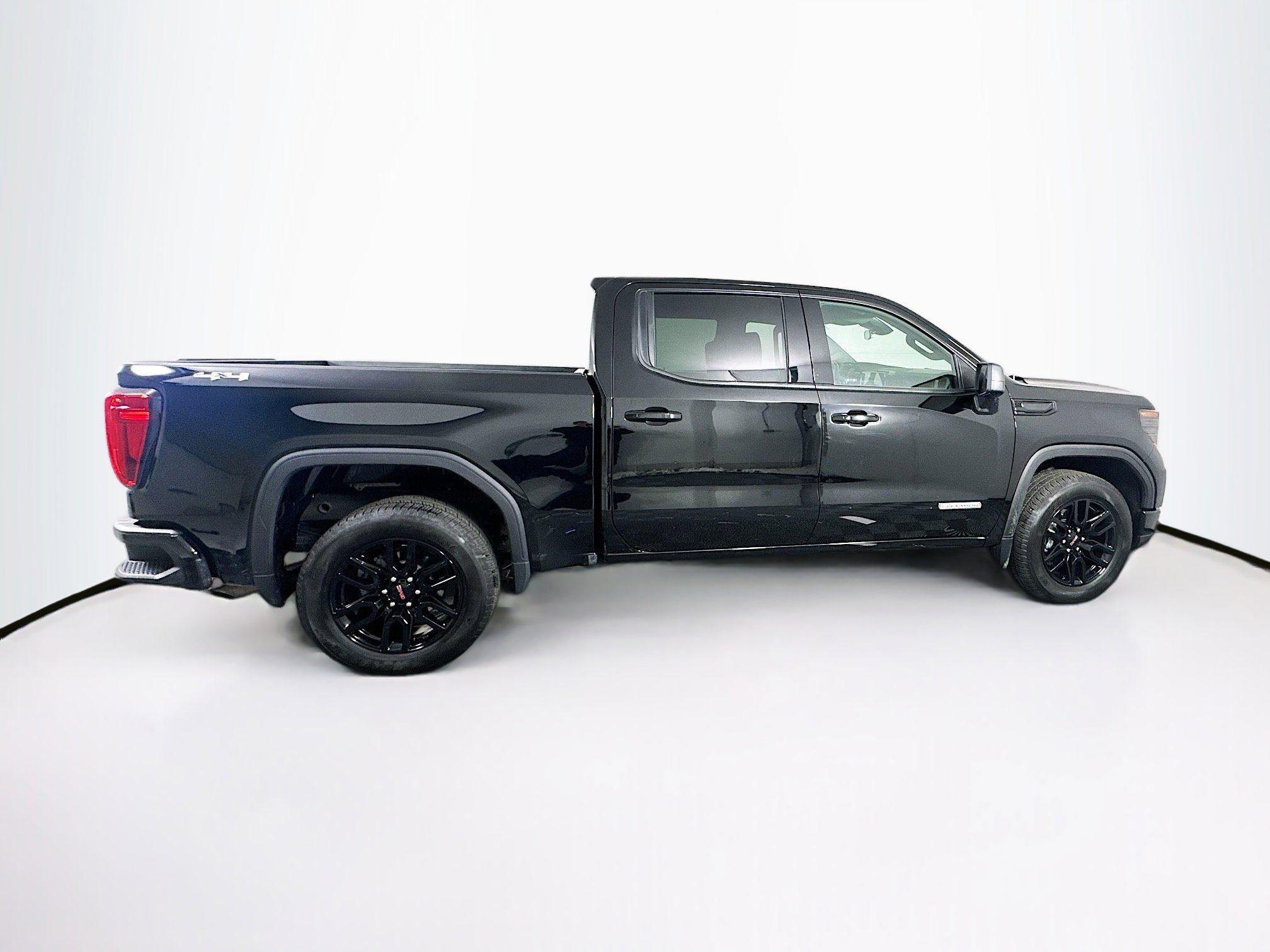 Used 2024 GMC Sierra 1500 Elevation image 10