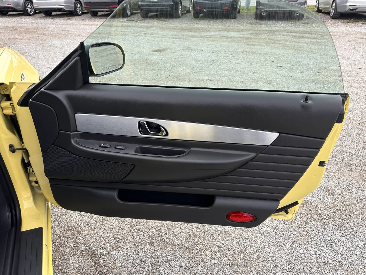 Used 2002 Ford Thunderbird Deluxe image 18