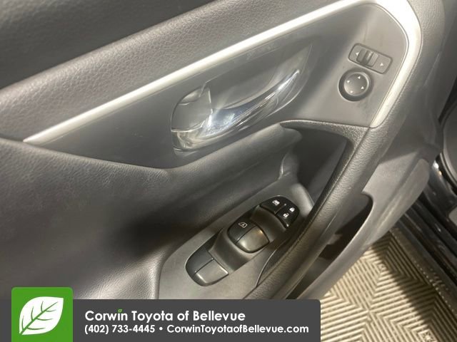 Used 2017 Nissan Altima 2.5 SV image 13