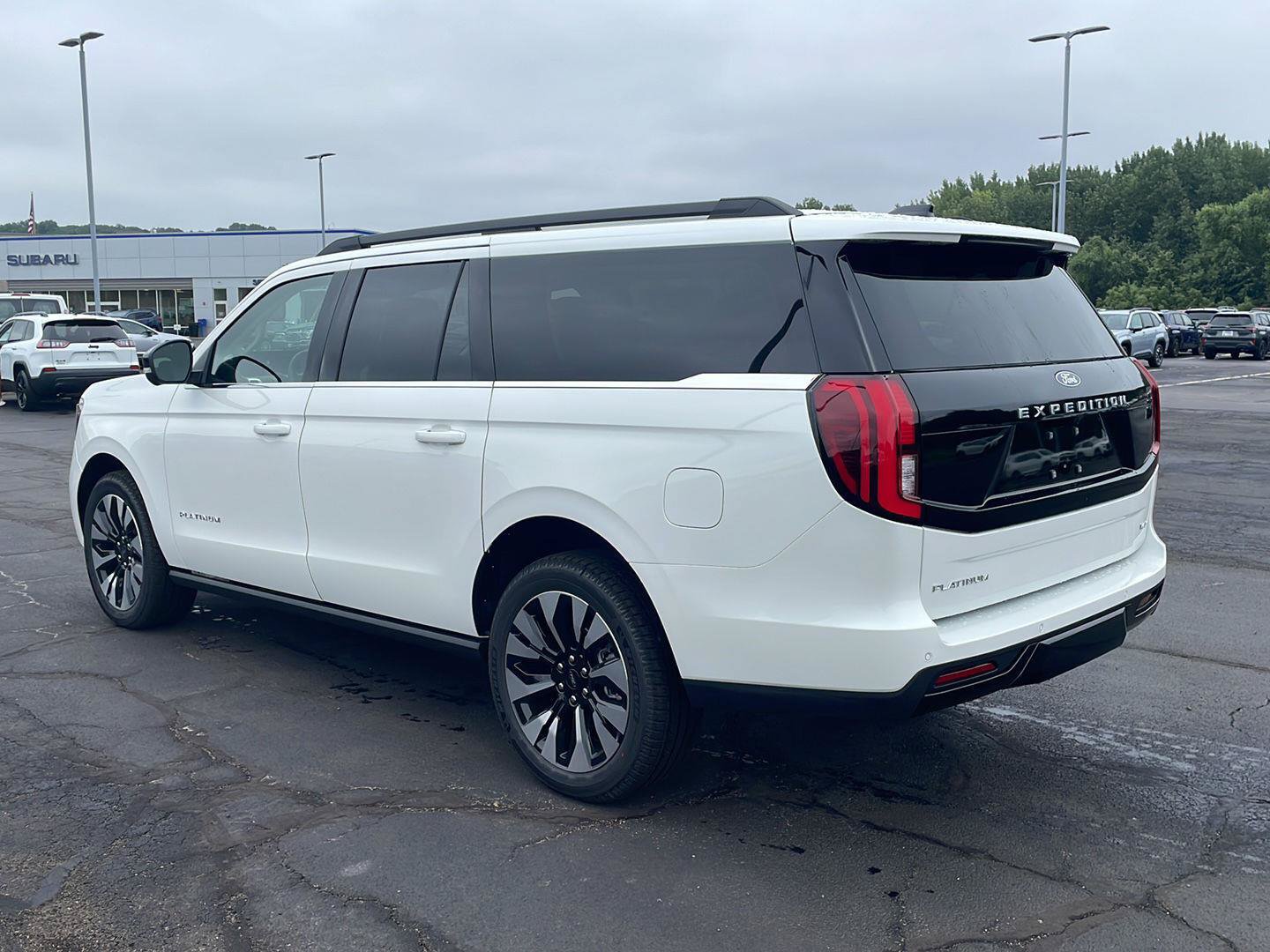 New 2027 Ford Expedition Max Platinum w/ Driver's Package AWD/4WD image 3
