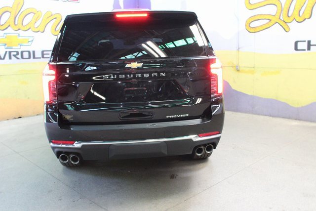 New 2025 Chevrolet Suburban Premier image 7