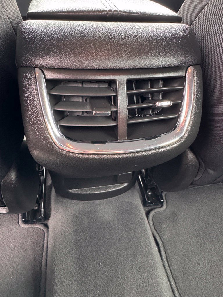 Used 2022 Chevrolet Malibu LT FWD image 16
