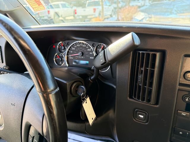 Used 2021 Chevrolet Express 2500 w/ Driver Convenience Package image 15