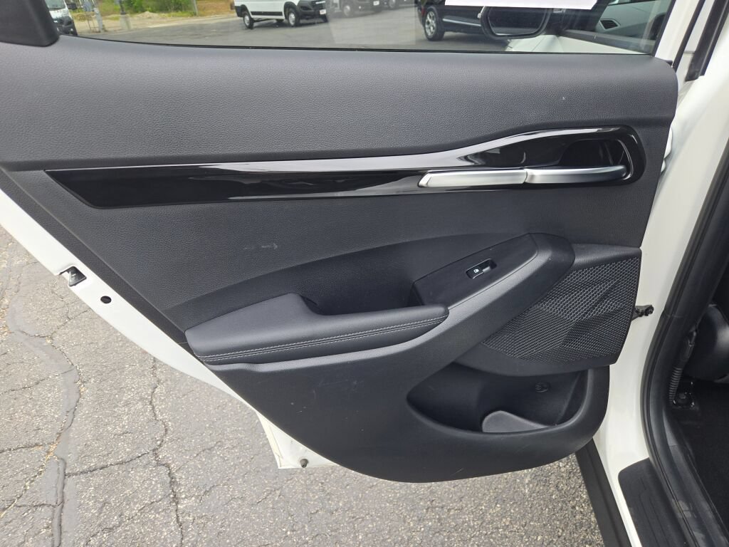 Used 2025 Kia Seltos S FWD image 22