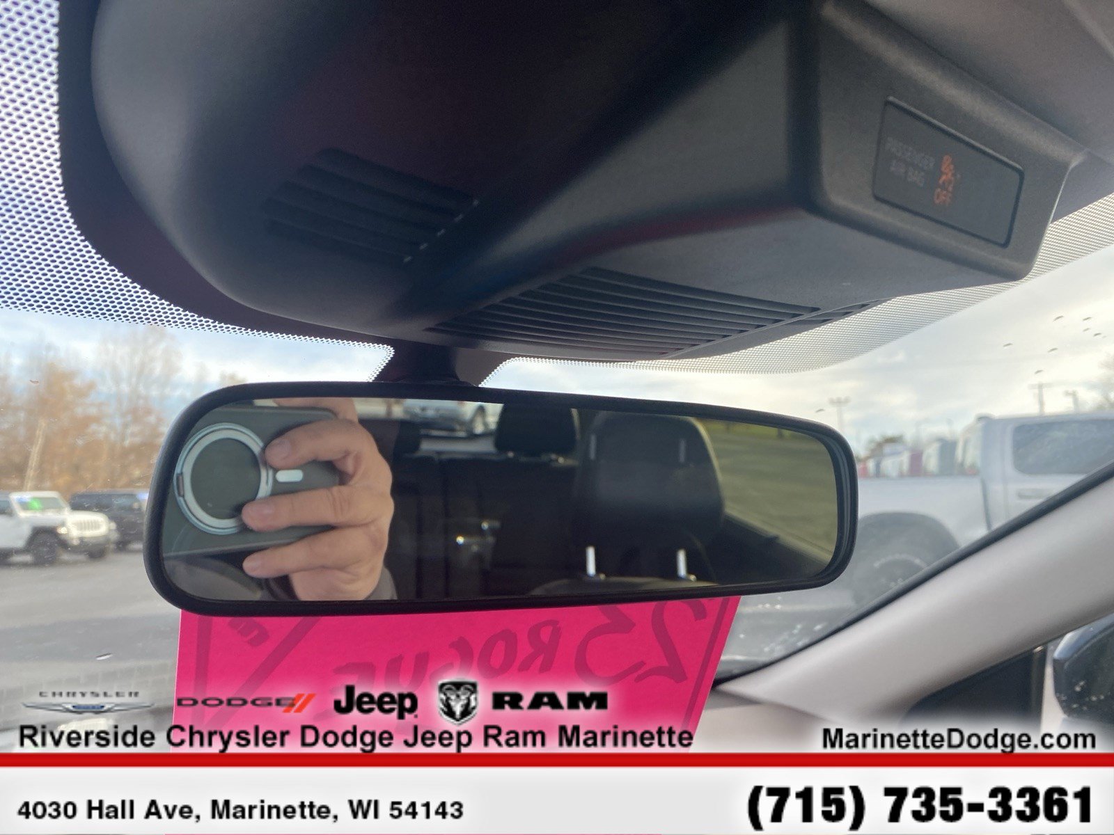 Used 2023 Nissan Rogue SV w/ SV Premium B Package image 19