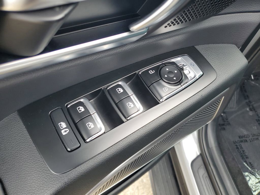 Used 2025 Kia Telluride AWD image 9