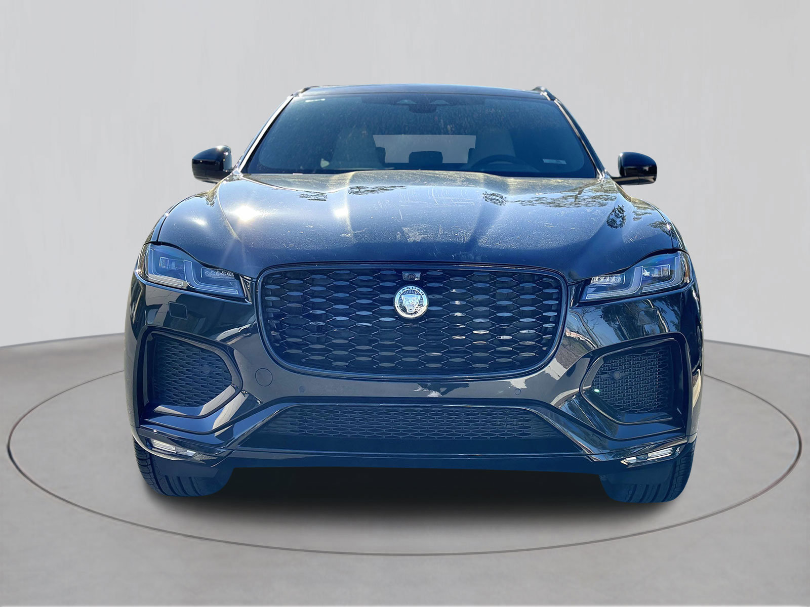 New 2026 Jaguar F-PACE R-Dynamic S image 2