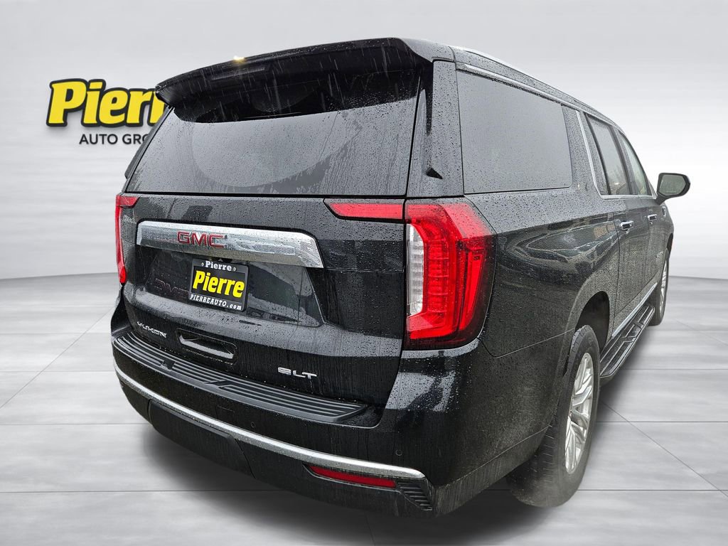 Used 2023 GMC Yukon XL SLT image 3
