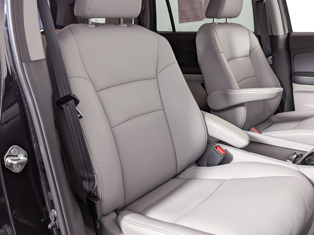 Used 2017 Honda Pilot Touring image 23