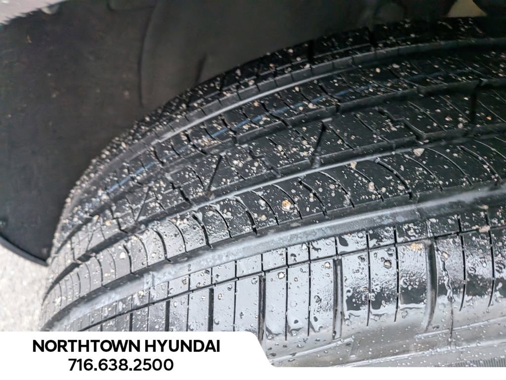 Used 2018 Chevrolet Equinox LT image 39