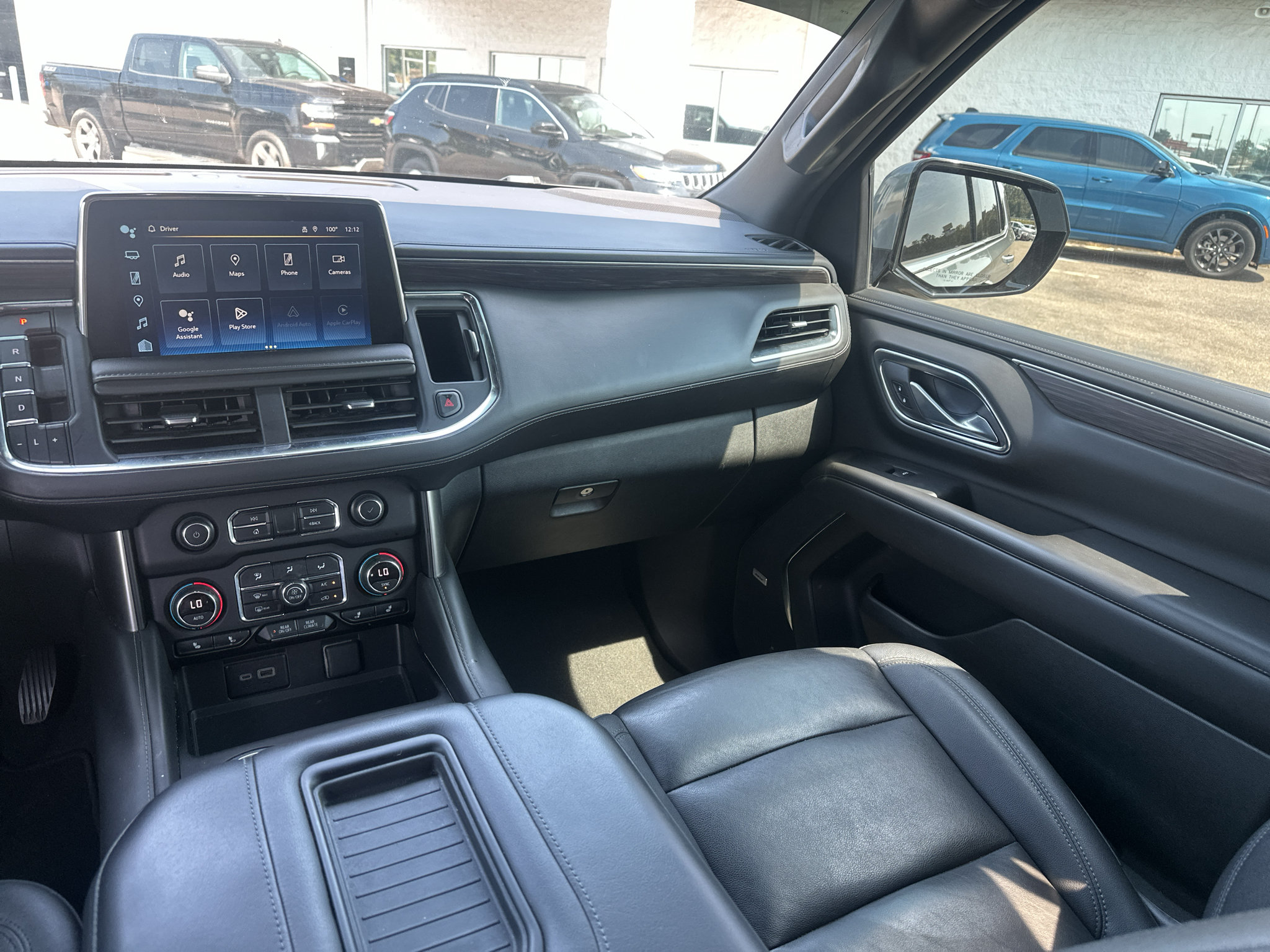 Used 2024 Chevrolet Tahoe LT AWD/4WD image 22