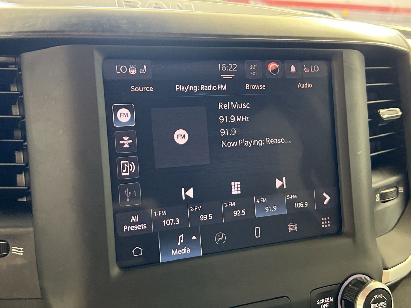Used 2022 RAM 1500 Big Horn AWD/4WD image 19