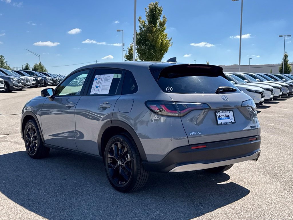 Certified 2025 Honda HR-V Sport image 5