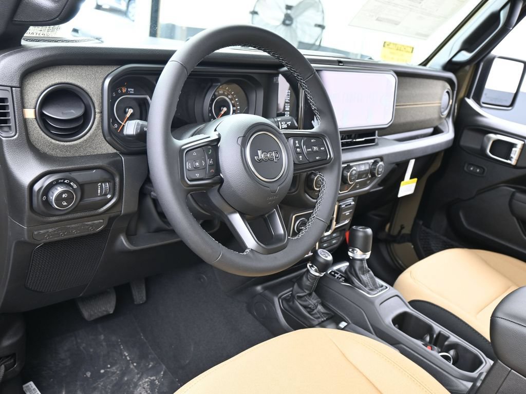 New 2026 Jeep Gladiator Willys AWD/4WD image 13