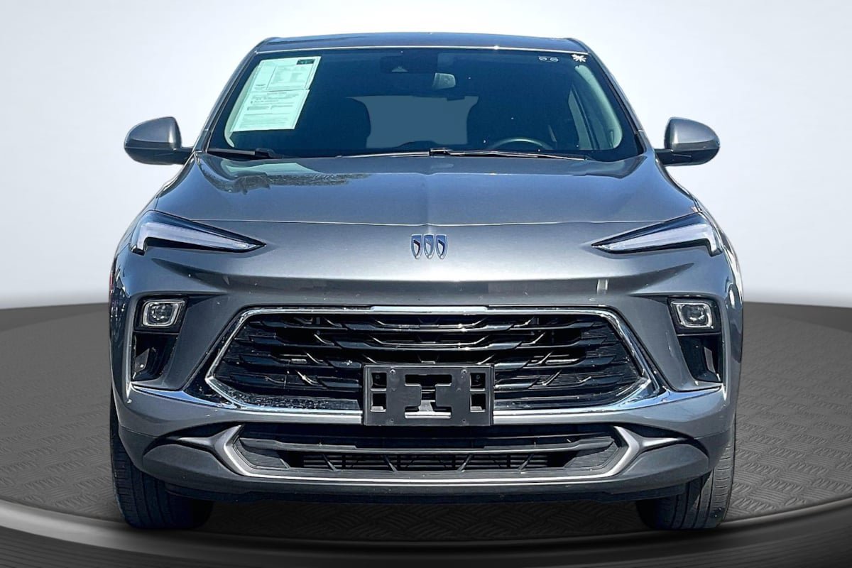 Used 2025 Buick Encore GX Preferred FWD image 3