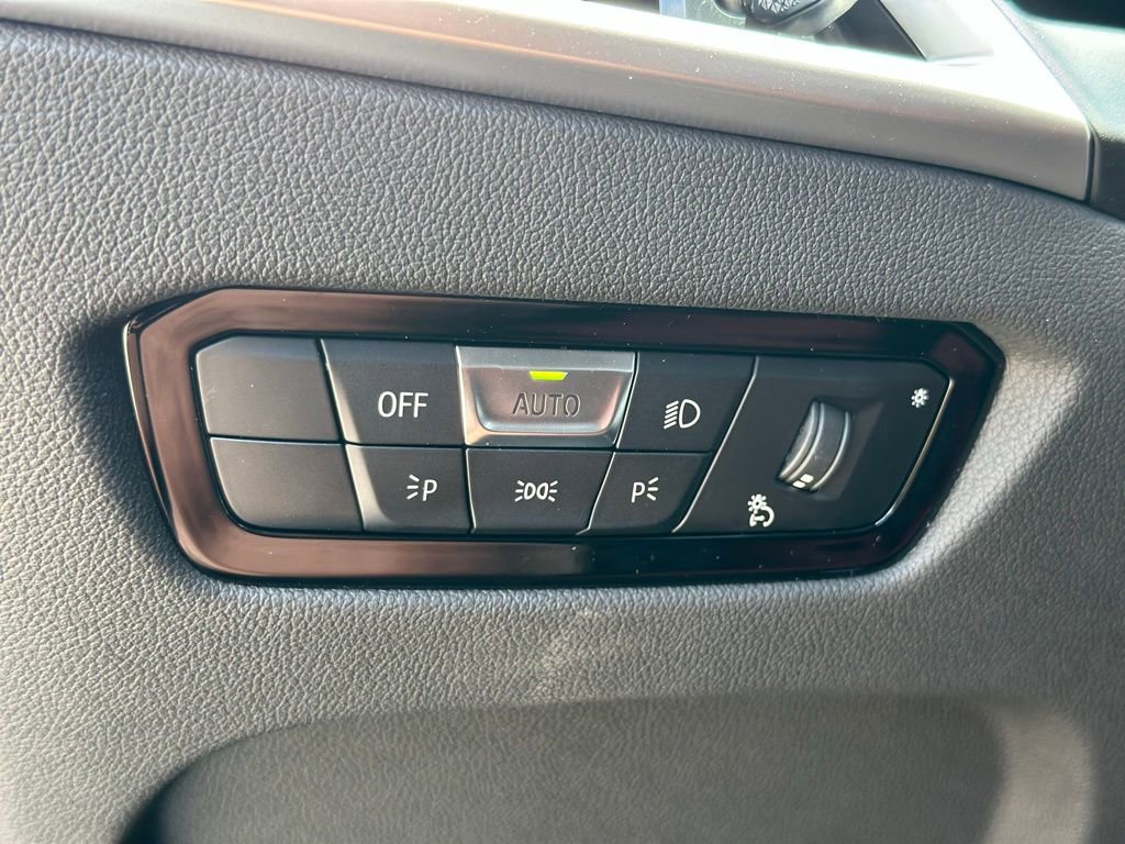 New 2025 BMW 330i xDrive Sedan image 36