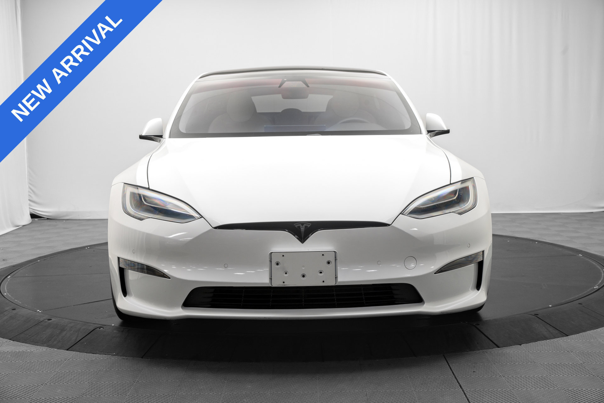 Used 2021 Tesla Model S Plaid AWD/4WD image 2