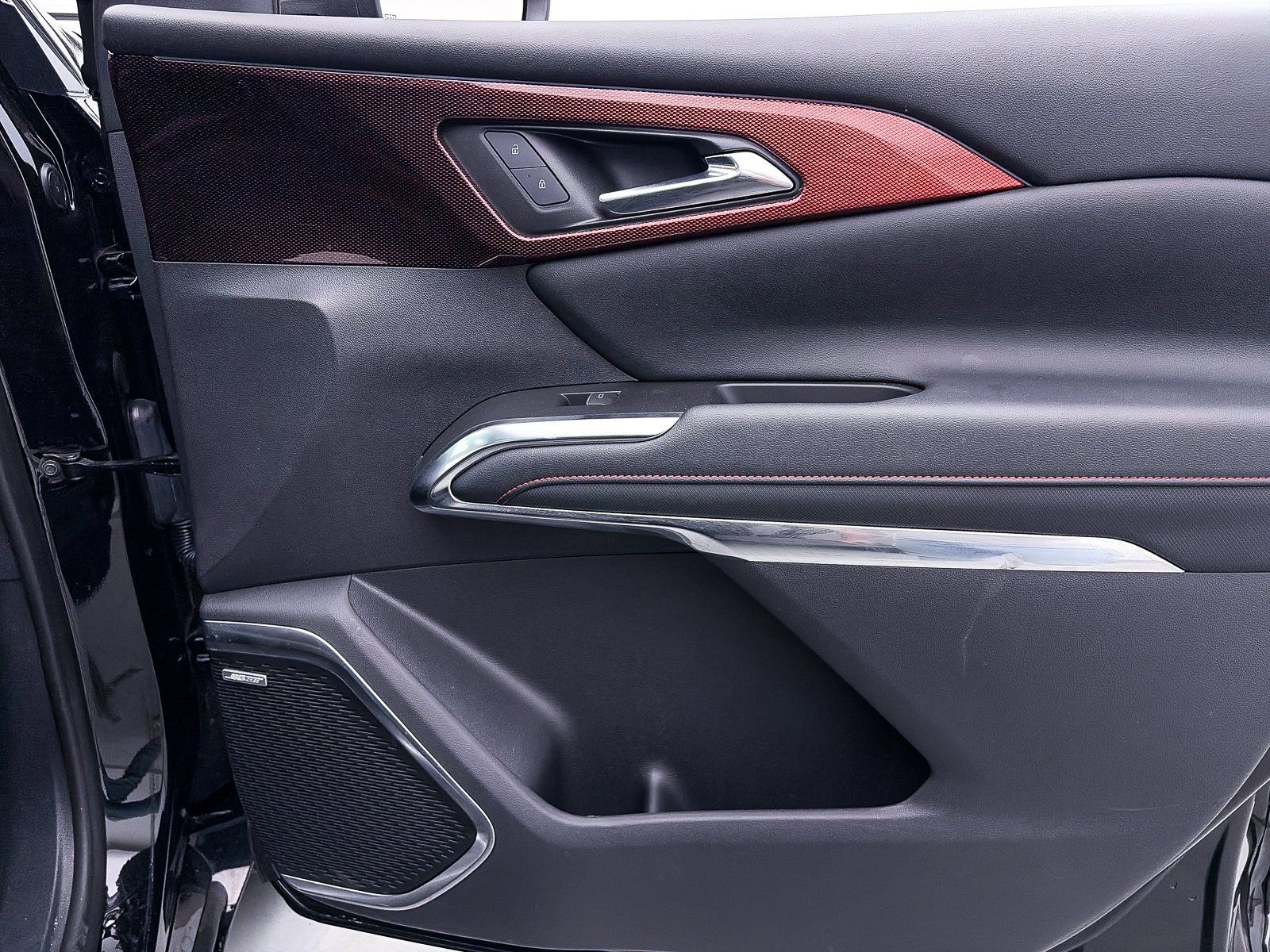Used 2024 Chevrolet Traverse RS w/ LPO, Floor Liner Package image 36