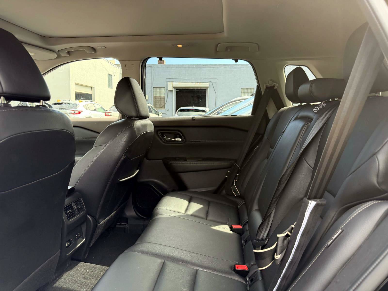 Used 2023 Nissan Rogue SL w/ SL Premium Package AWD/4WD image 12