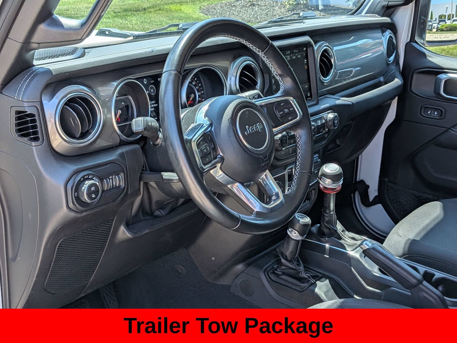 Used 2022 Jeep Gladiator Overland w/ Trailer Tow Package AWD/4WD image 13