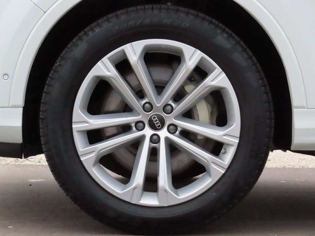 Used 2025 Audi Q7 3.0T Premium Plus image 13