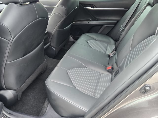 Used 2024 Toyota Camry SE FWD image 11
