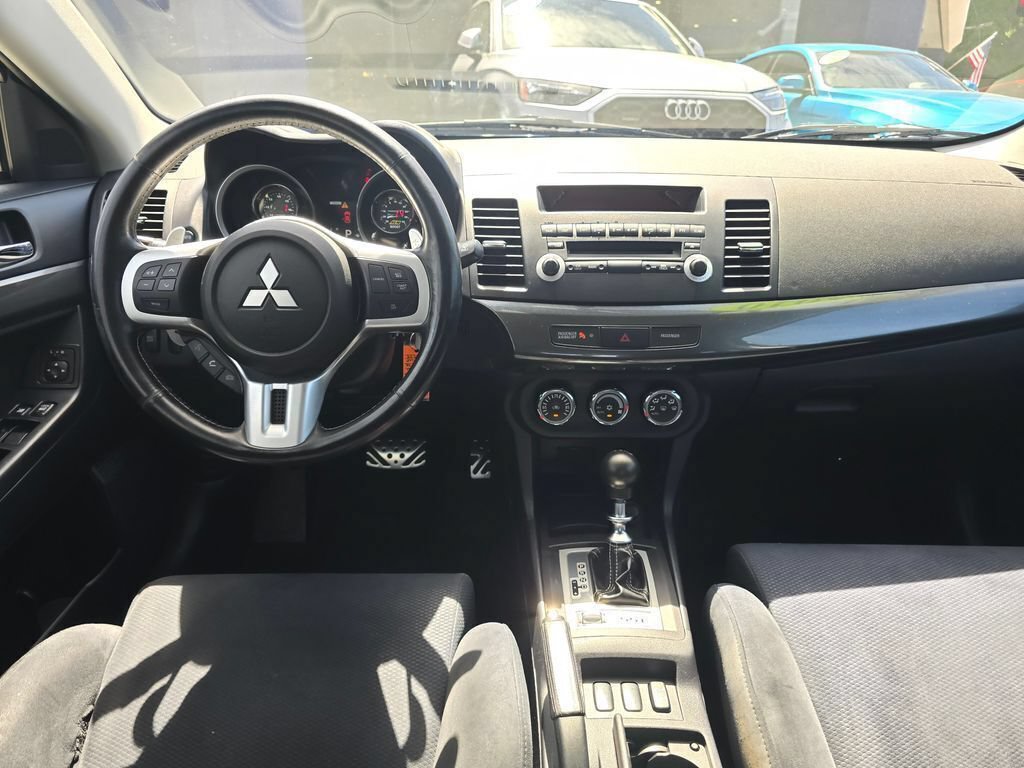 Used 2010 Mitsubishi Lancer Evolution SE AWD/4WD image 17