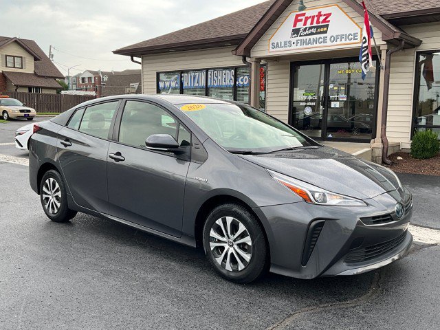 Used 2020 Toyota Prius L Eco FWD image 30