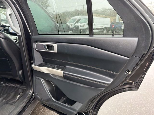 Used 2020 Ford Explorer XLT w/ Equipment Group 202A image 23