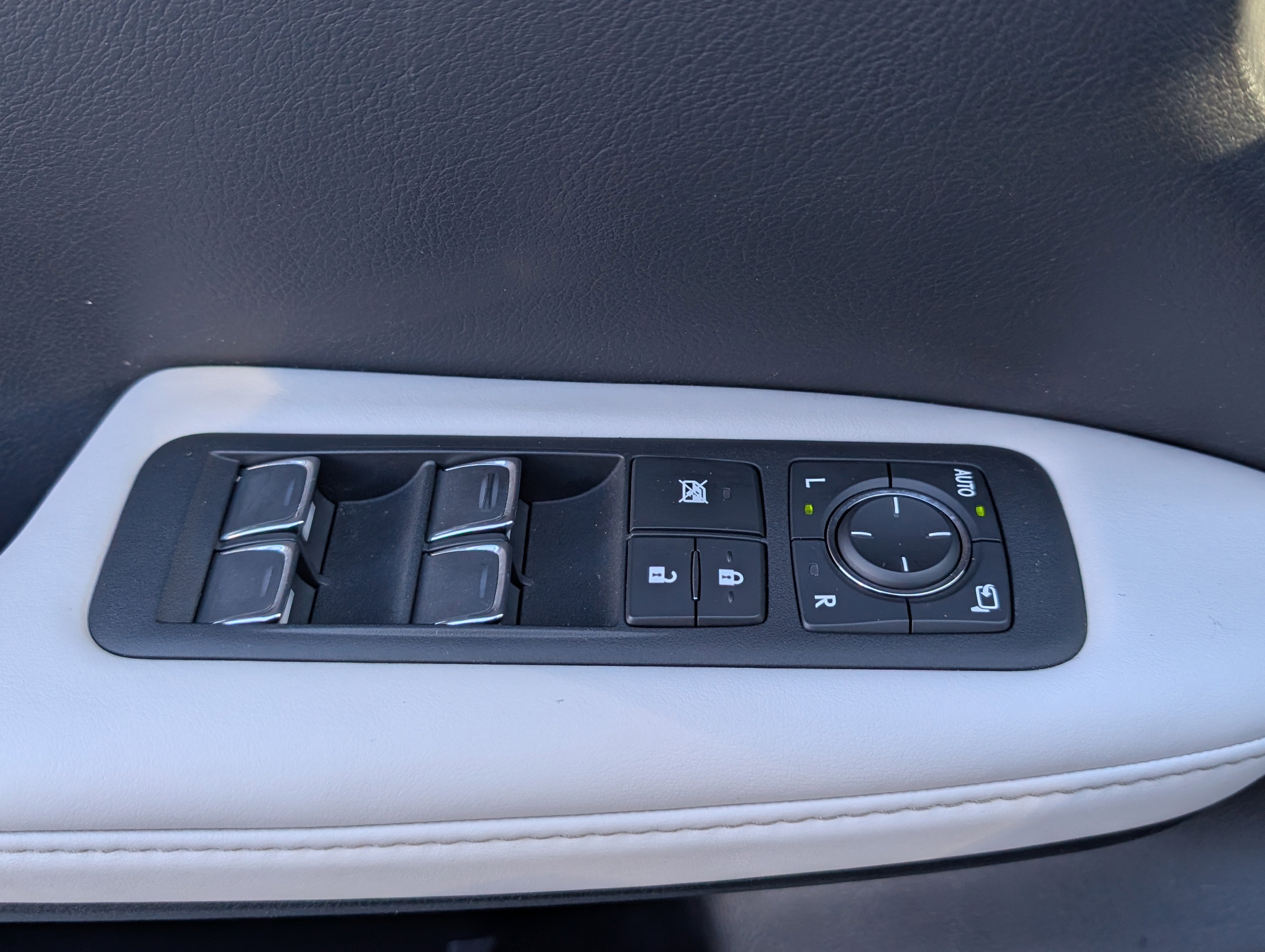 Certified 2021 Lexus RX 350 AWD w/ Premium Package image 18