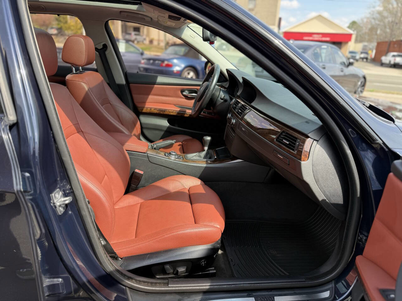 Used 2010 BMW 328i Wagon image 23