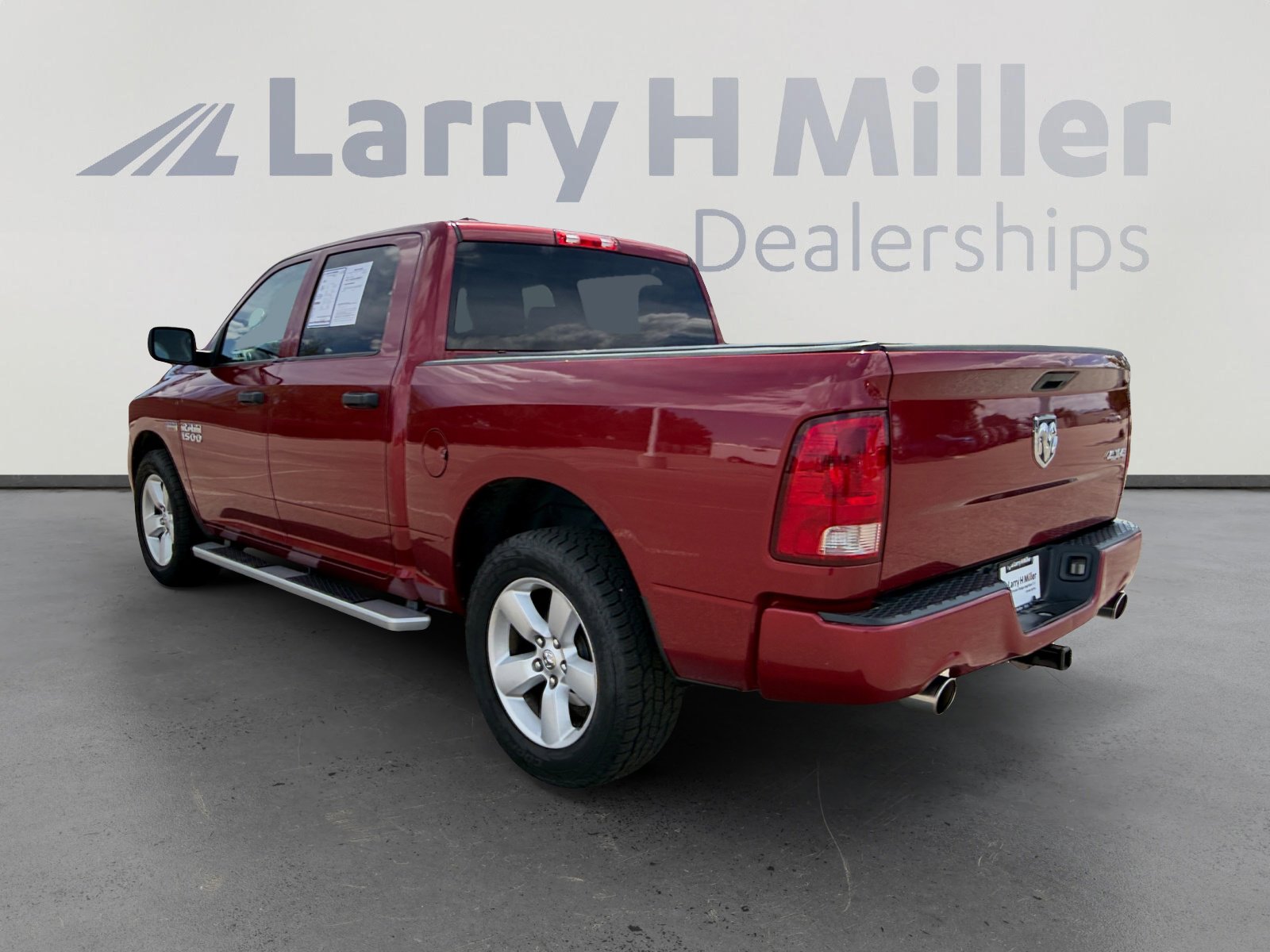 Used 2014 RAM 1500 Express AWD/4WD image 4