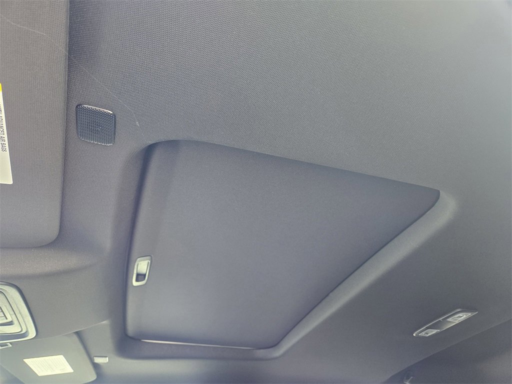 New 2026 Chevrolet Silverado 1500 ZR2 image 14