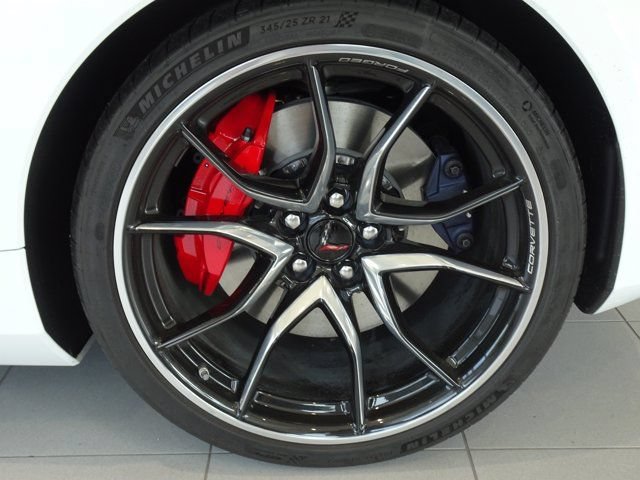 New 2027 Chevrolet Corvette Grand Sport w/ Z52 Sport Performance Package RWD image 19