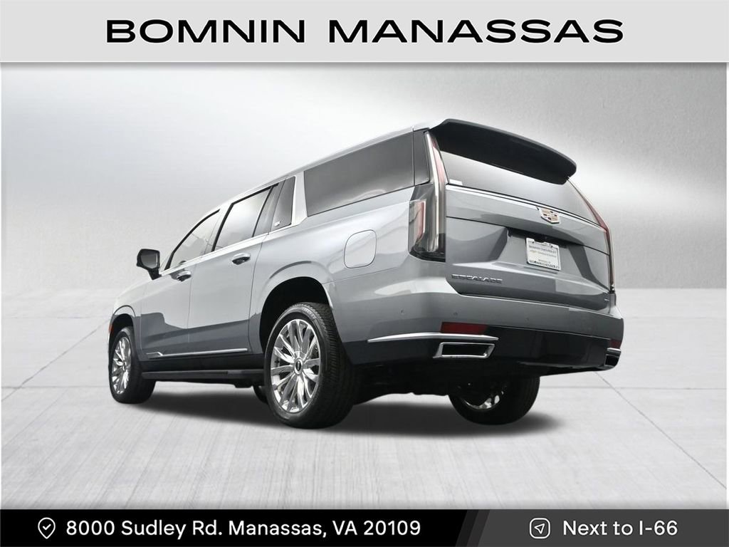 Used 2024 Cadillac Escalade ESV Premium Luxury AWD/4WD image 38