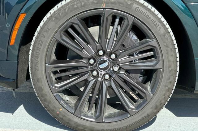 New 2026 Cadillac Lyriq V image 25