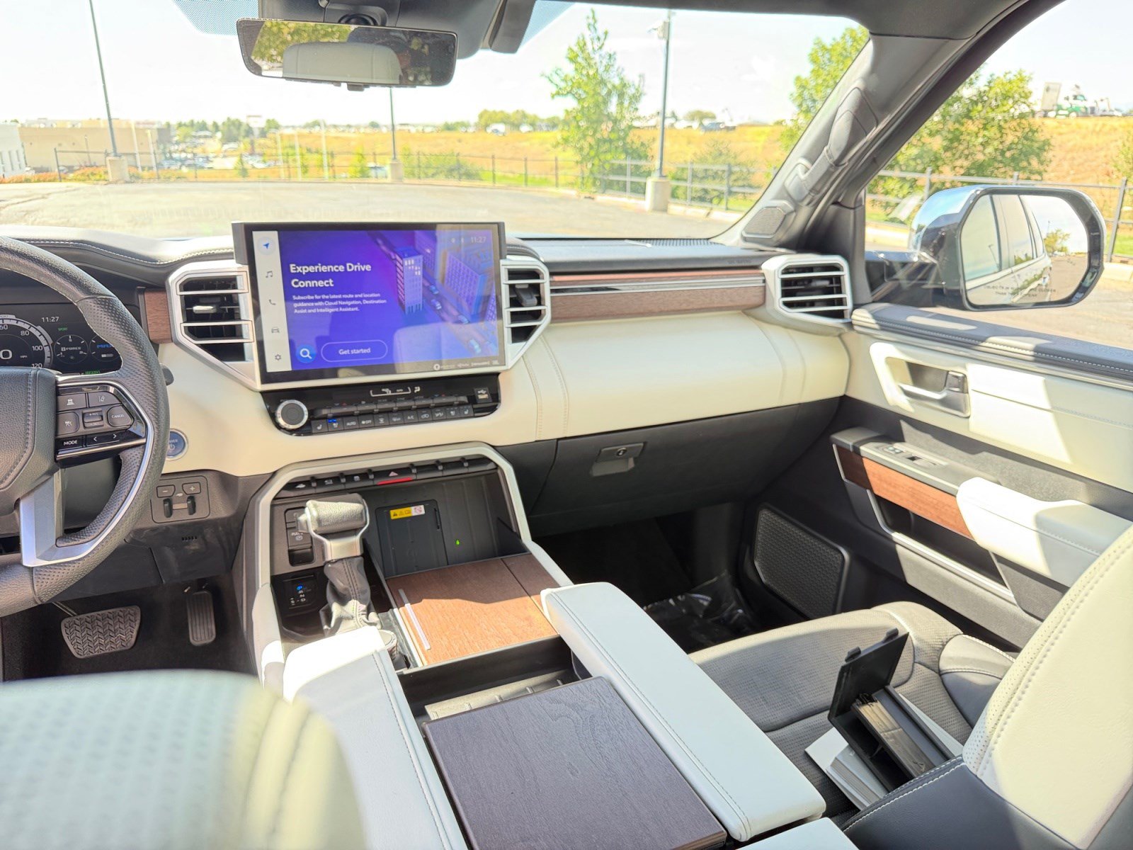 Used 2024 Toyota Sequoia Capstone AWD/4WD image 19
