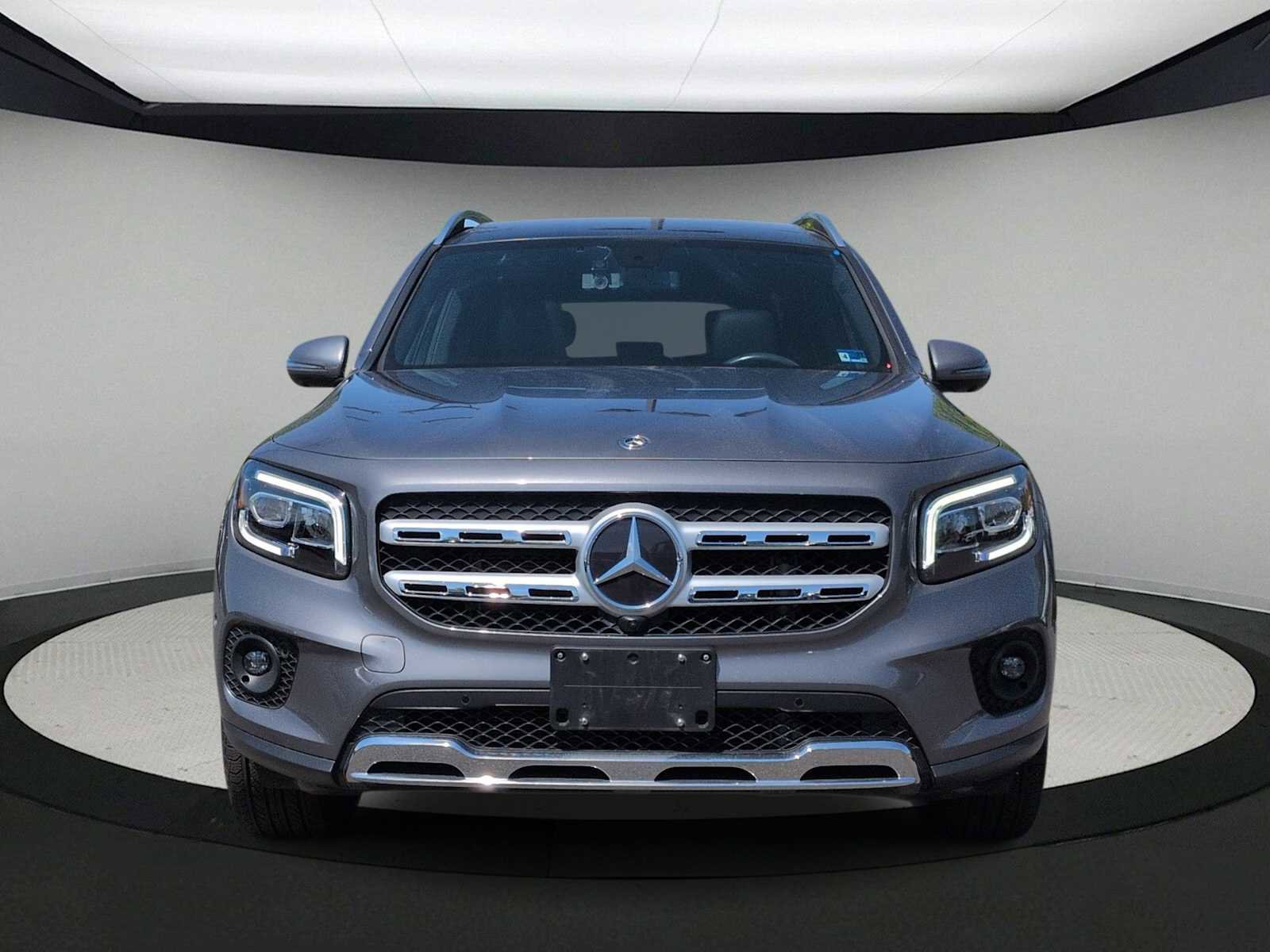 Used 2020 Mercedes-Benz GLB 250 4MATIC image 3