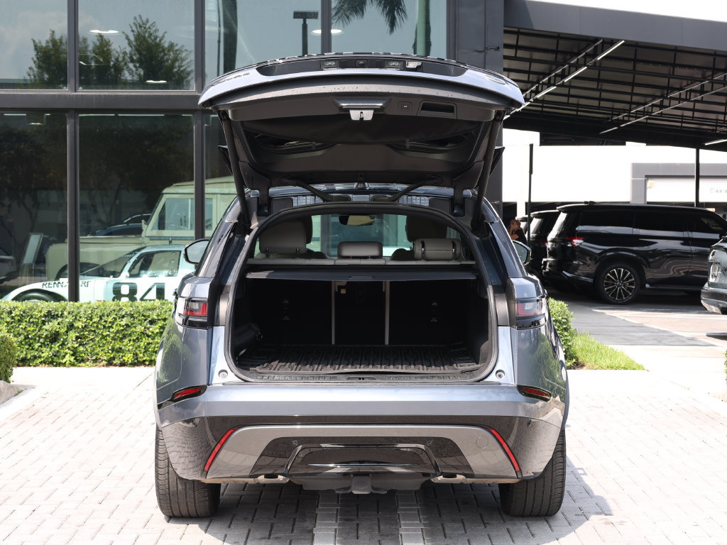 Used 2023 Land Rover Range Rover Velar R-Dynamic S AWD/4WD image 7
