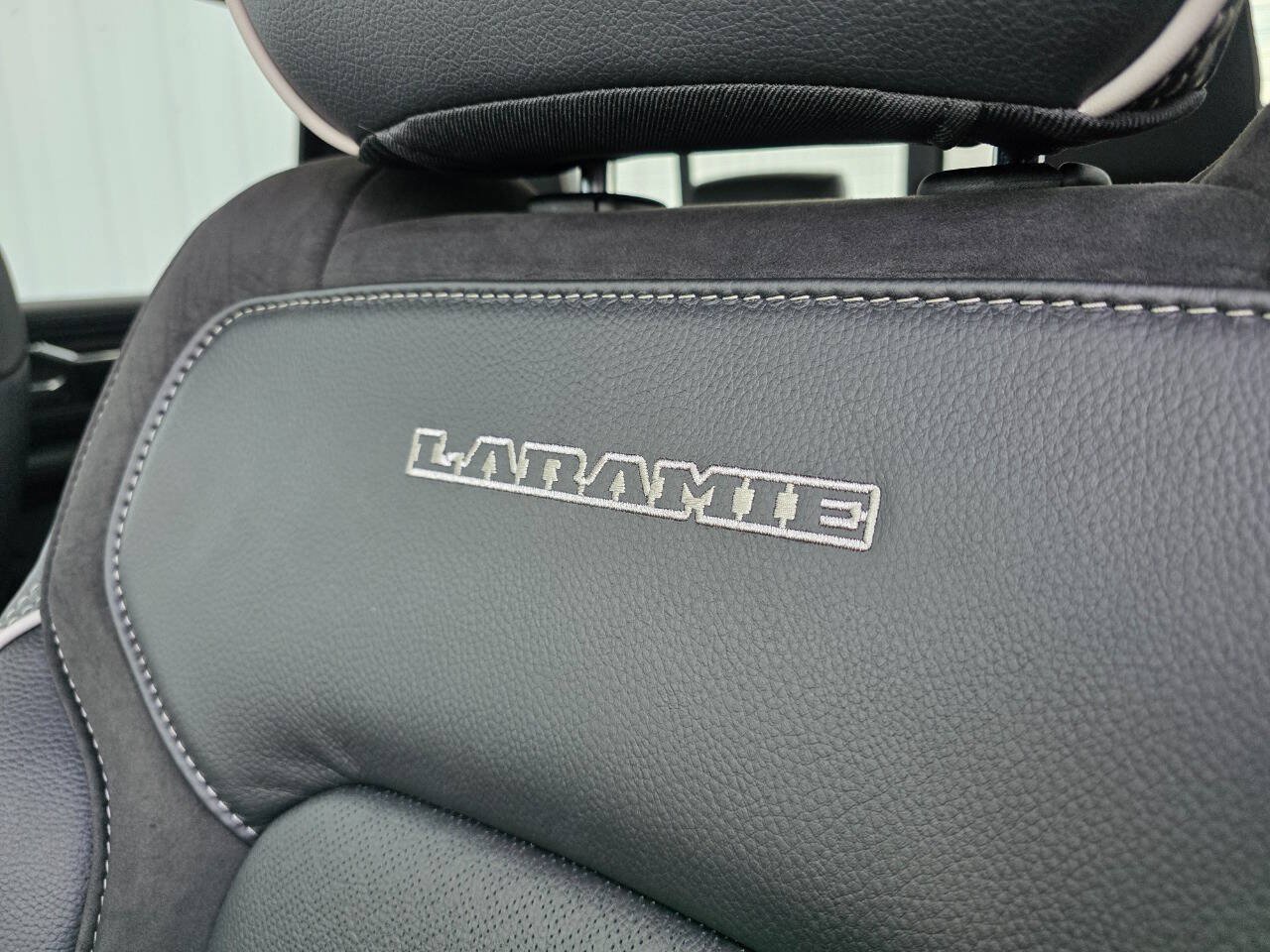 New 2027 RAM 1500 Laramie AWD/4WD image 14