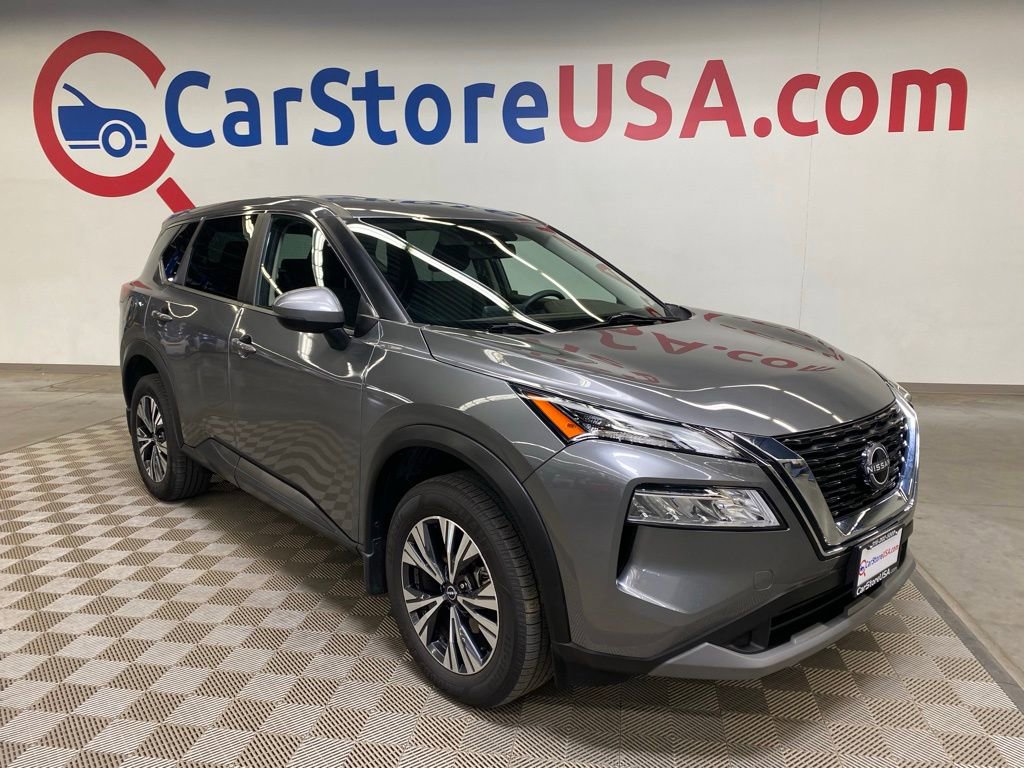 Used 2023 Nissan Rogue SV image 1