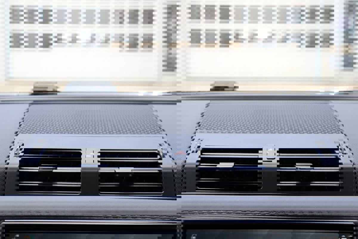 Used 2022 Land Rover Defender 110 X image 27