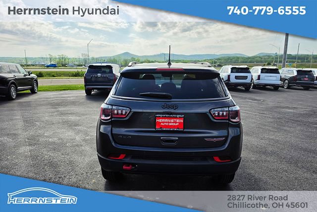 Used 2021 Jeep Compass Trailhawk AWD/4WD image 28
